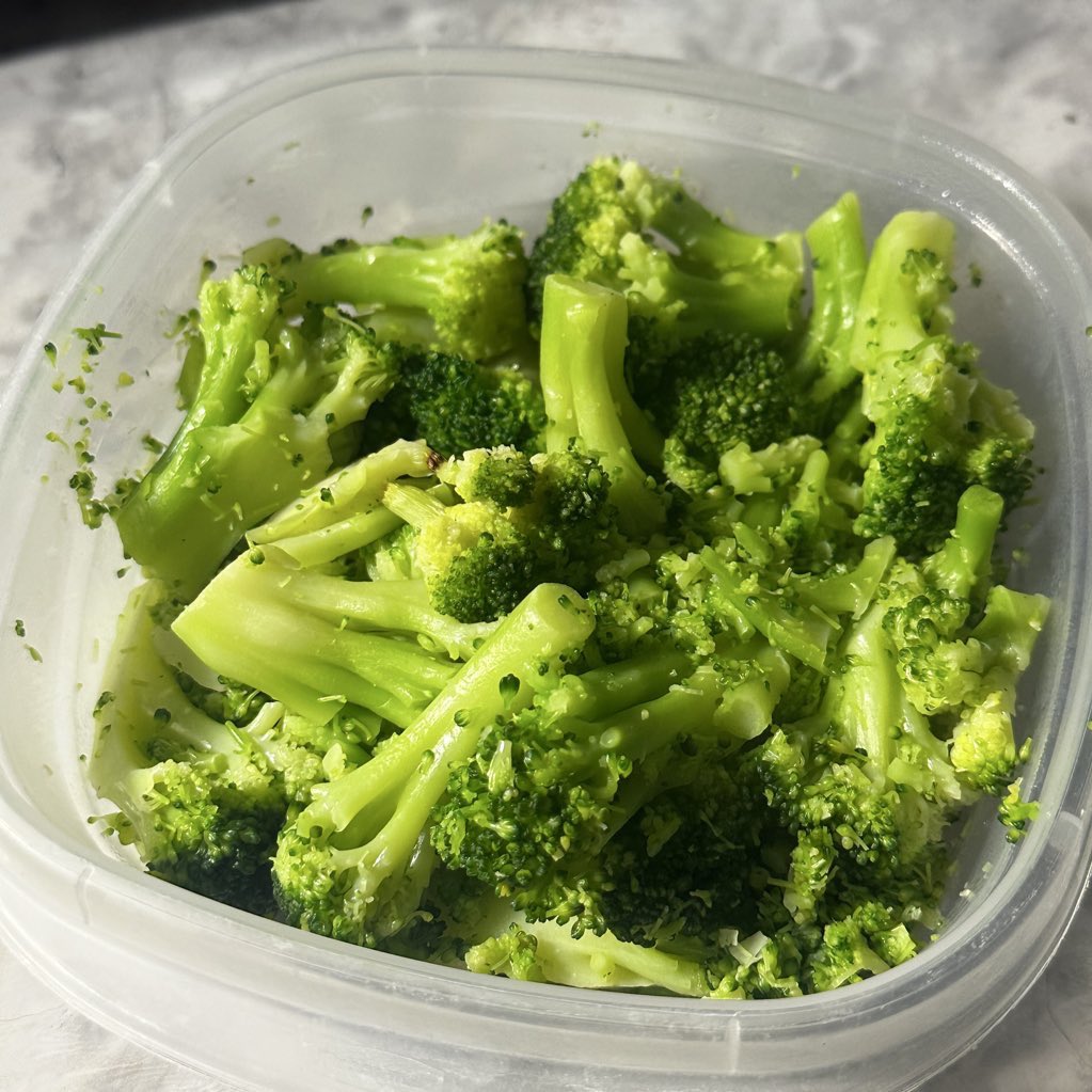 ₊˚⊹ fayee 𐙚 tweet media