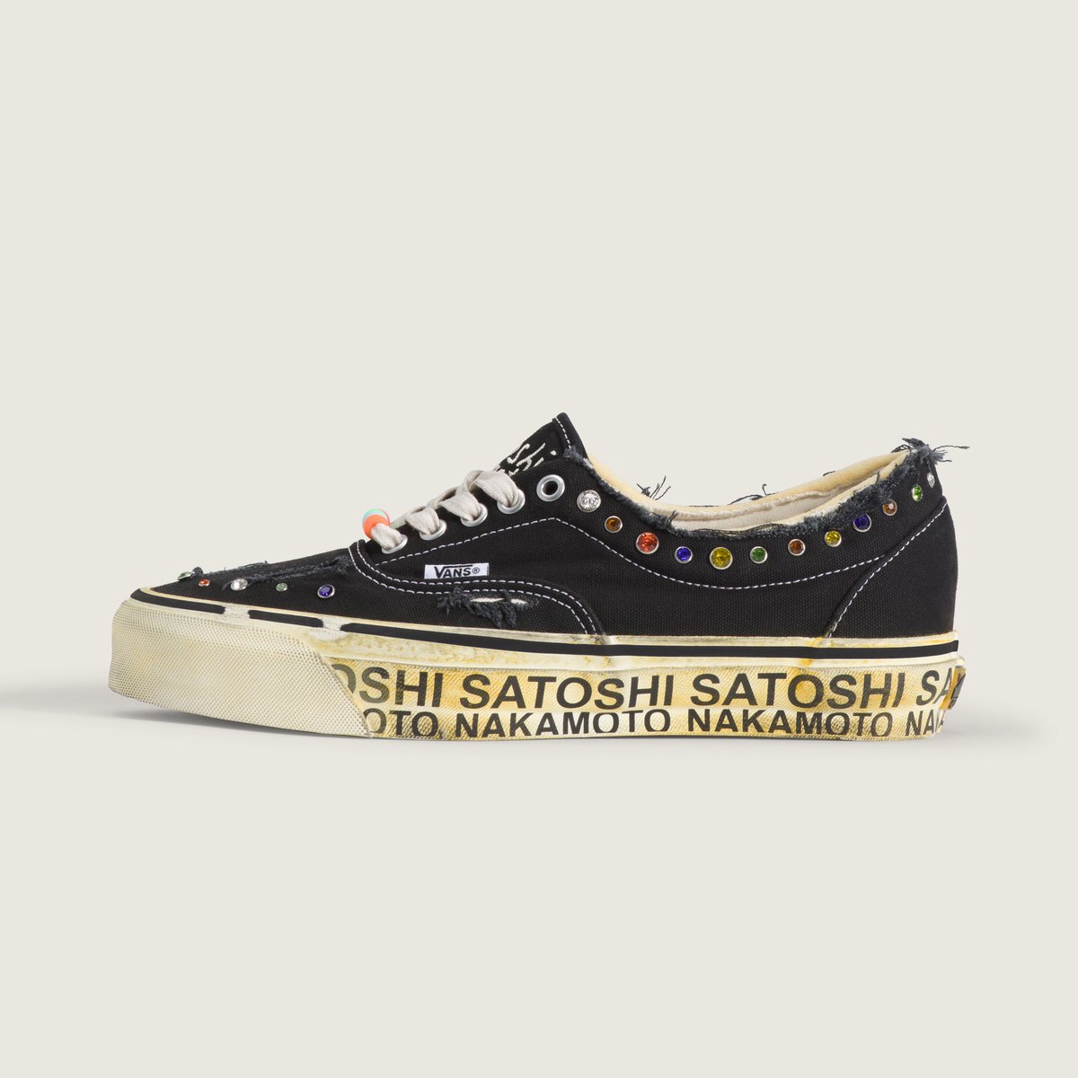 Ovrnundr's tweet photo. Satoshi Nakamoto x Vans OTW Era 95
"Round Jewel" 💎 

OFFICIAL IMAGES 

• April 2026 https://t.co/XuyP2TTee6