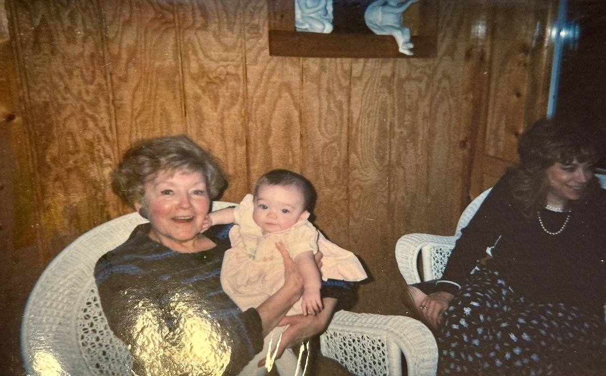 Justine Brooke Murray tweet media