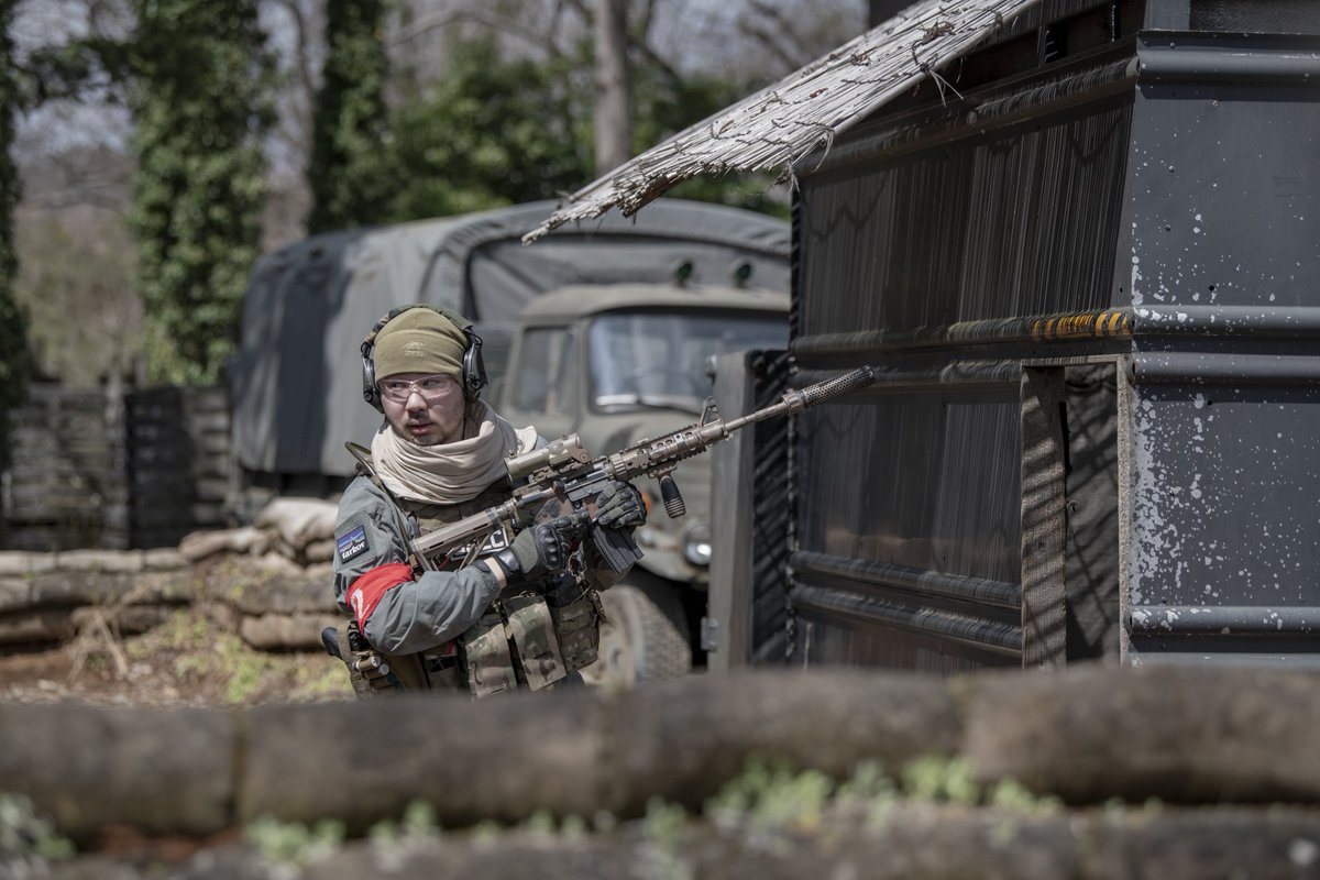 ほねほね tweet media