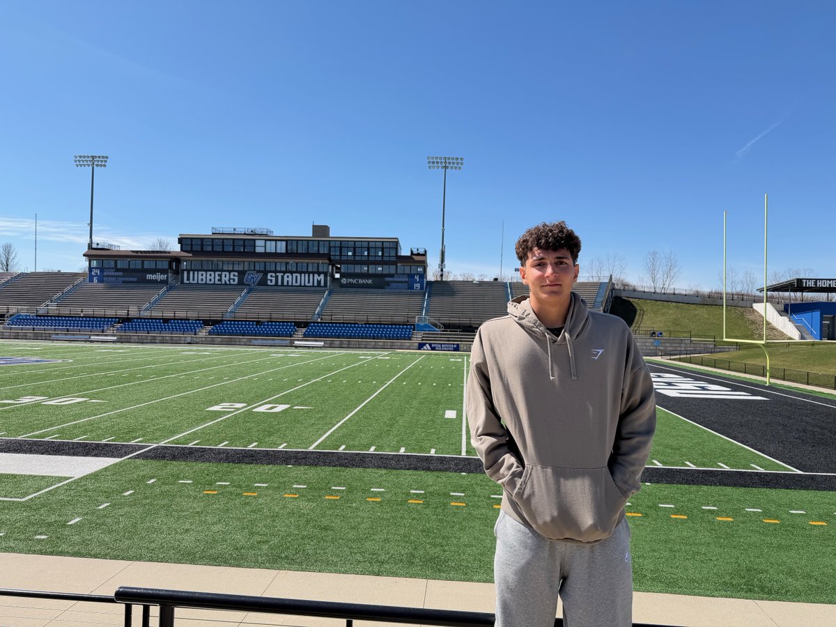 Such a Great Junior Day visit  <a href="/gvsufootball/">GVSU Football</a>  !!! Thank you to <a href="/CoachWooster/">Scott Wooster</a> , <a href="/CoachEReinhart/">Eli Reinhart</a>  , <a href="/CoachCooperGVSU/">Scott Cooper</a>   &amp; <a href="/CoachJReardon/">Jeff Reardon</a>  for the invite and time today.   A special place with an incredible winning tradition.  Loved the practice pace and team atmosphere. Attitude of