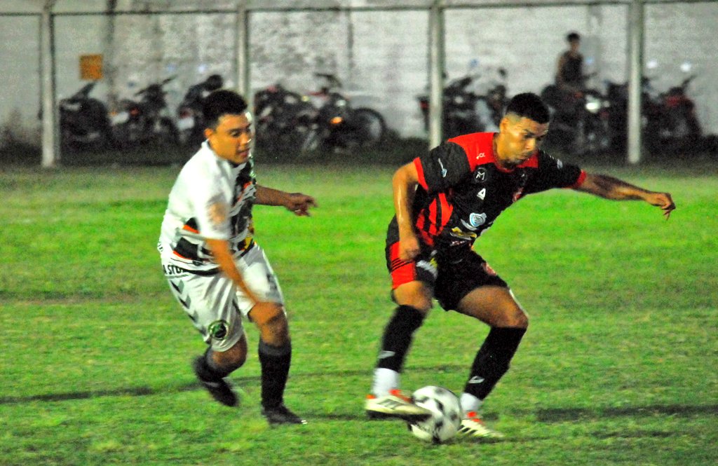 🥳 GANÓOOO EL CAMBA‼️

🔚 Final: Dr. Montaña 0️⃣ - Cambá Cuá 4️⃣ (⚽️23' Julio Sena; ⚽️45' y ⚽️82' Gonzalo Ramos; ⚽️64' Rodrigo Lanuzzi)

#CambáCuá40Años