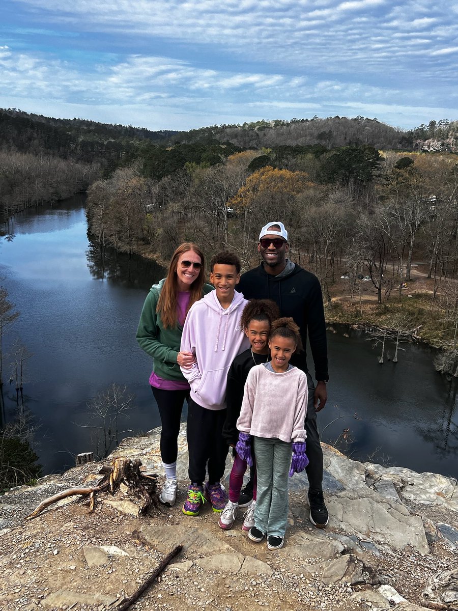 Brad Walker tweet media