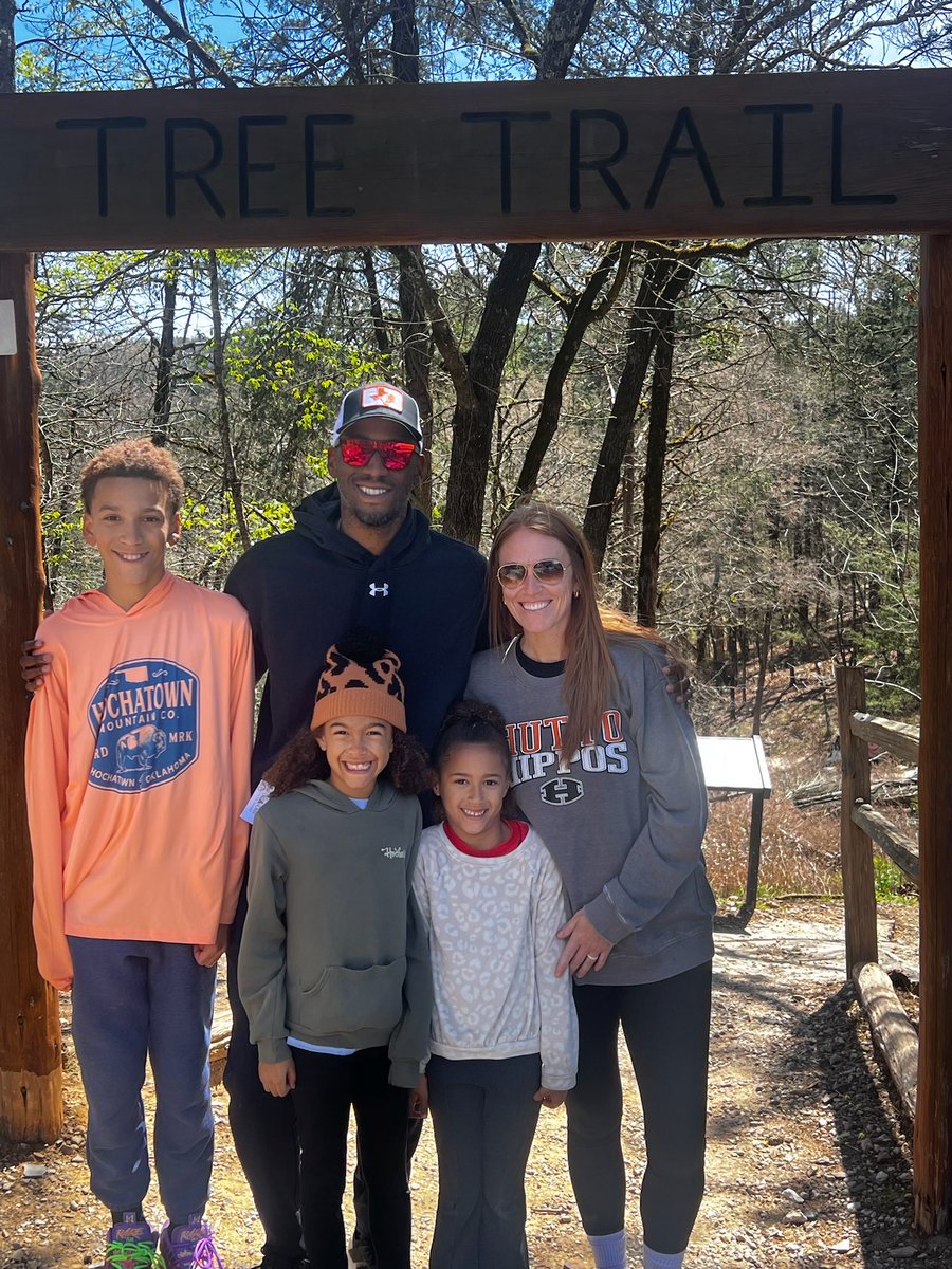 Brad Walker tweet media