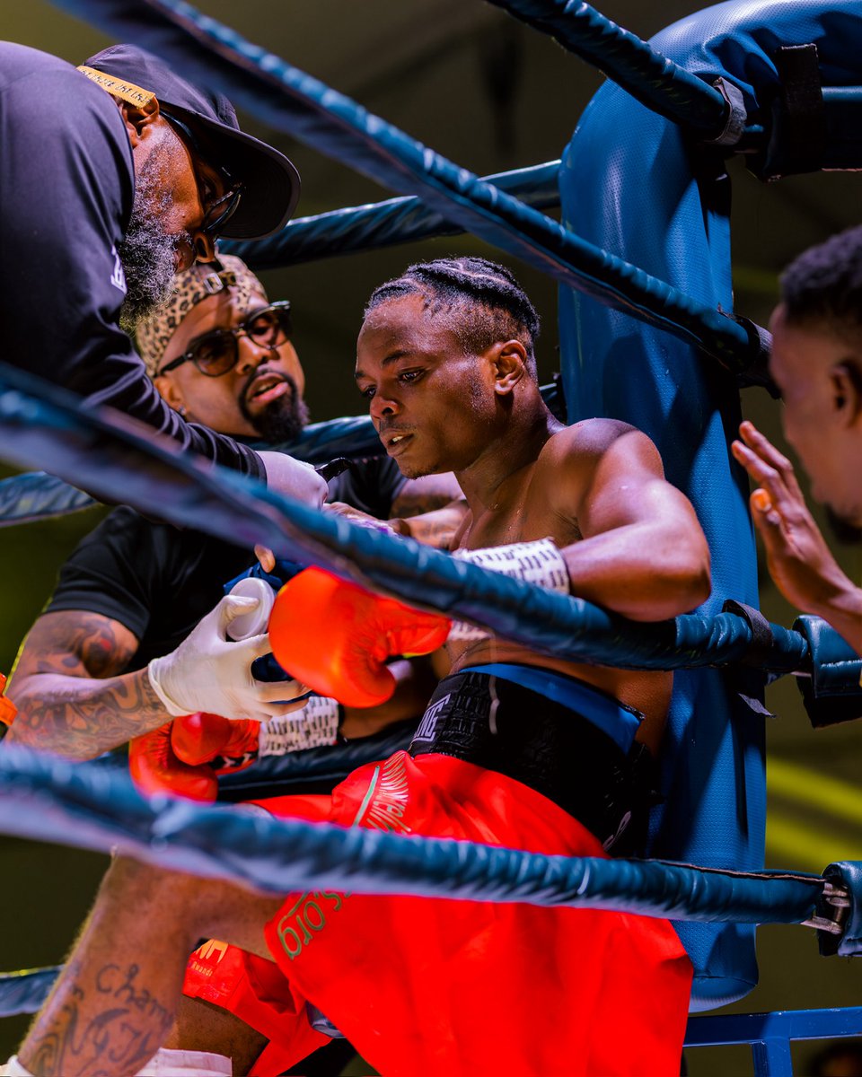 KIGALIFIGHTNIGHT tweet media