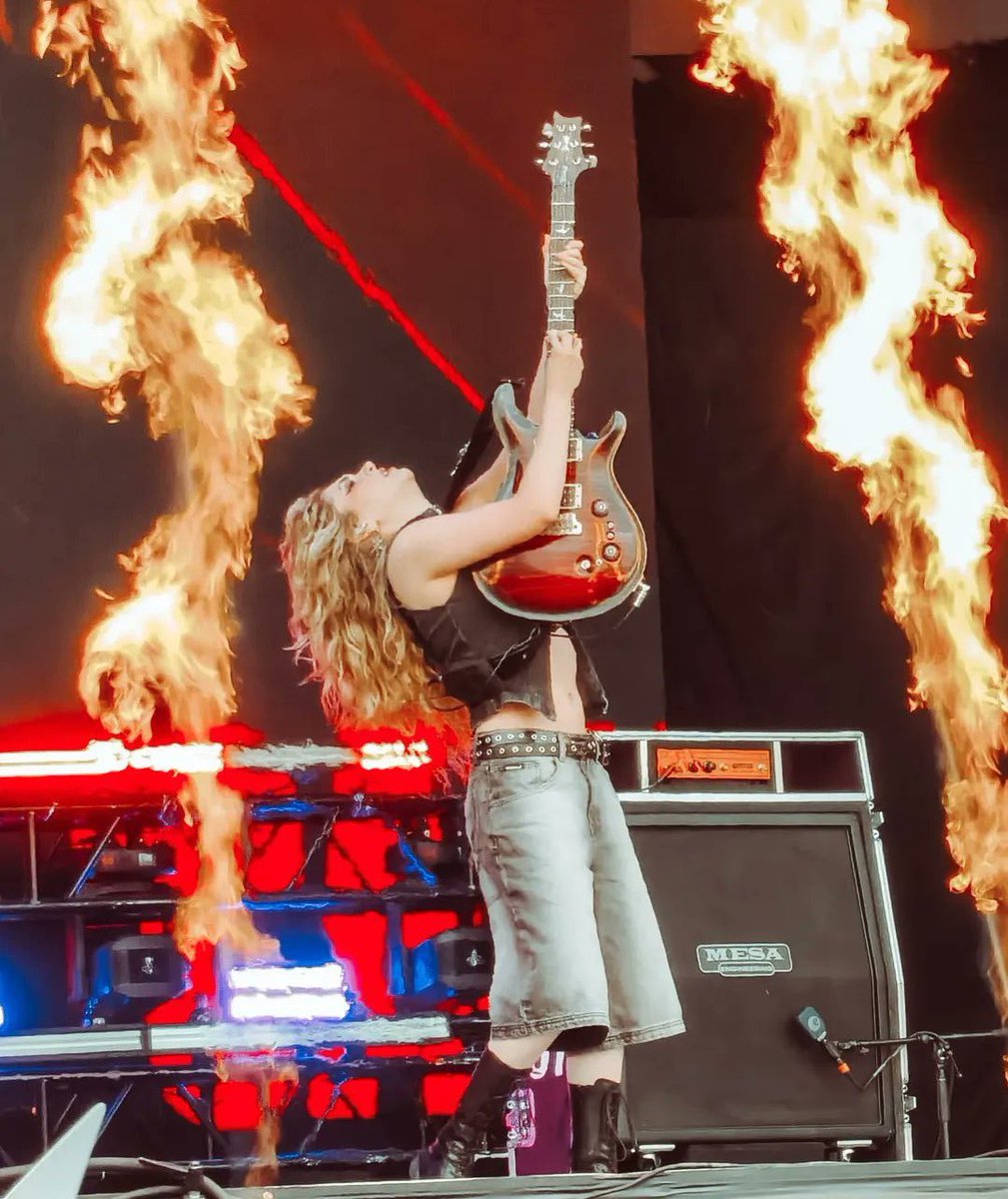 Av || HANDCLAP BIRTHDAY WEEK!!! tweet media