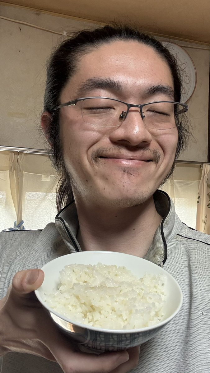 岡持ち tweet media