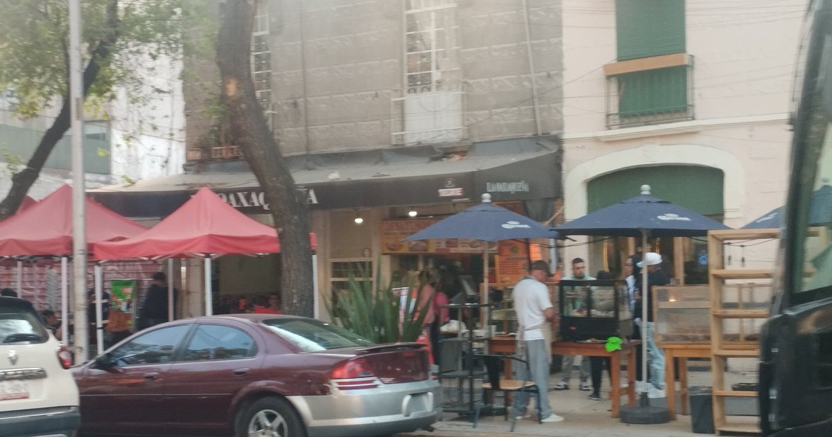 VECINOS DE LA COLONIA TABACALERA tweet media