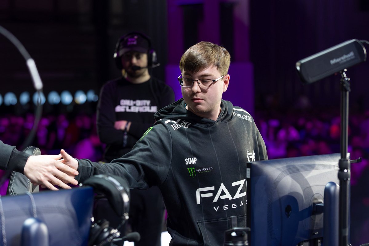 FaZe Vegas tweet media