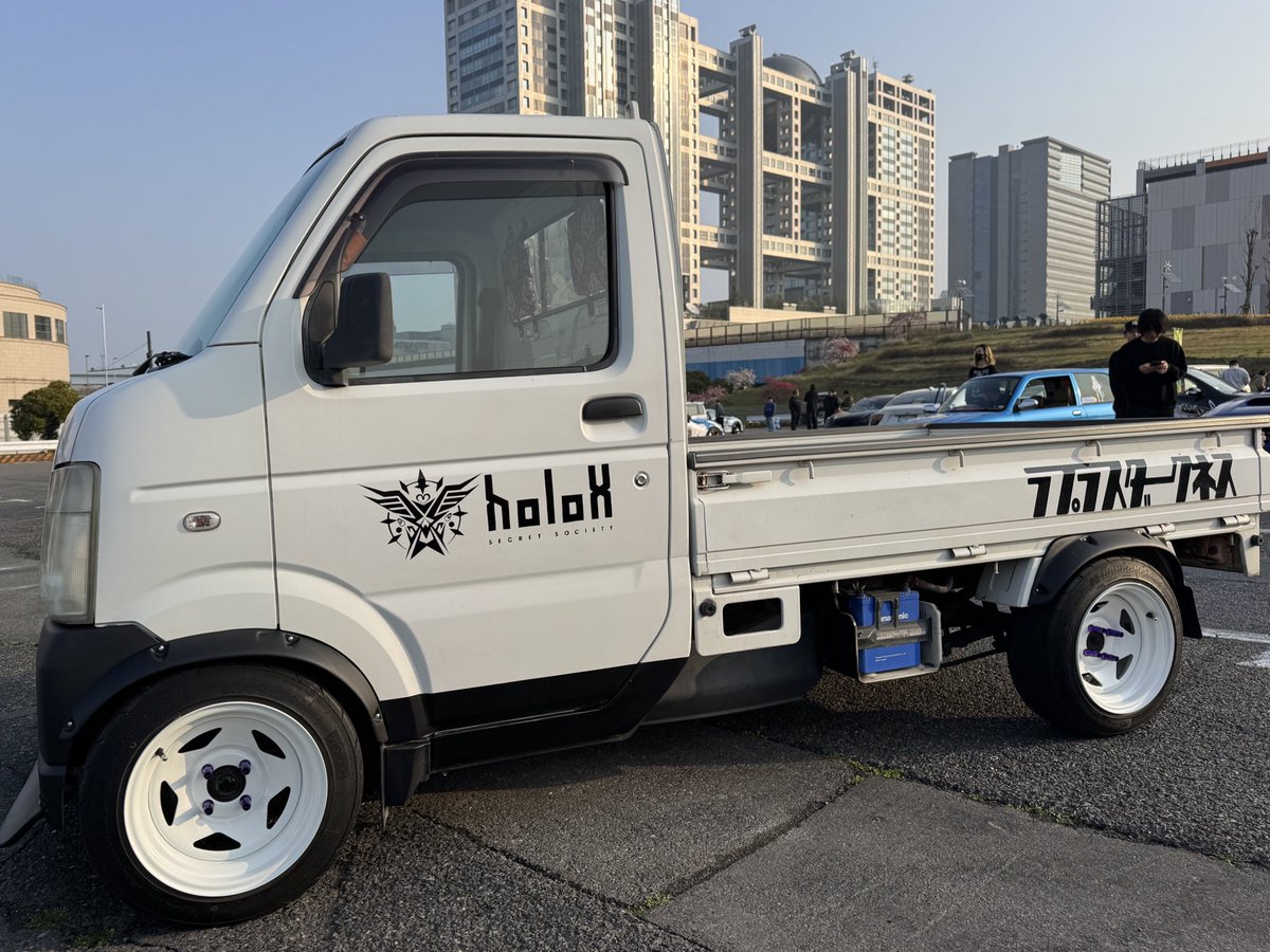 祖父🎤👑🛸💜 tweet media