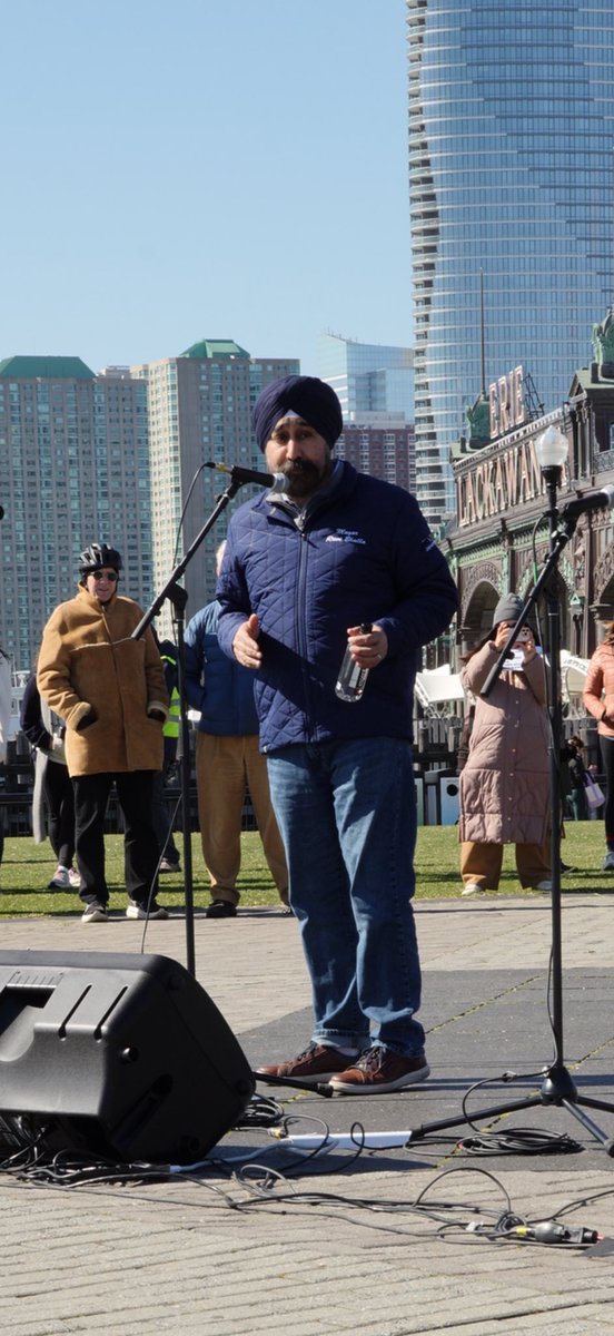 Ravinder S. Bhalla tweet media