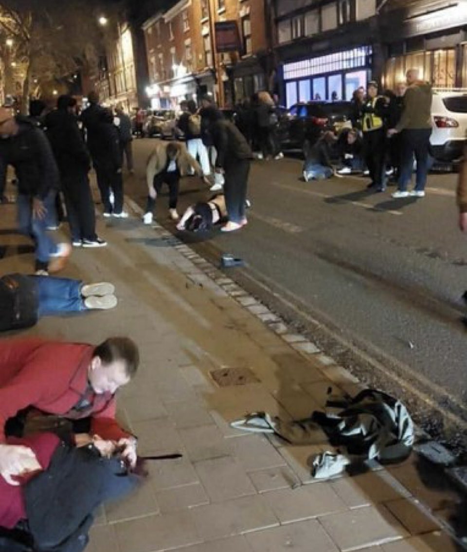 Lozzy B 🇦🇺𝕏 tweet media