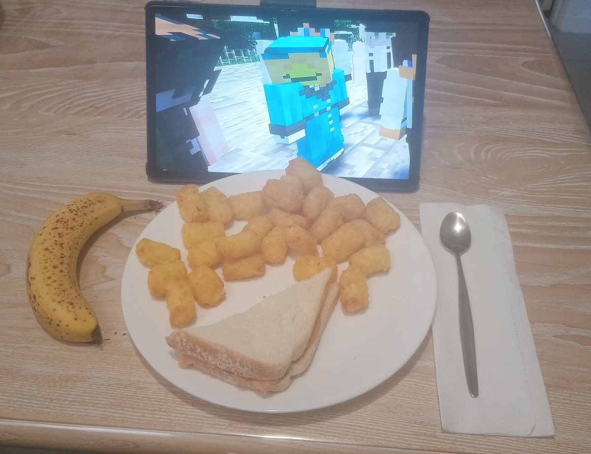 himejin spokeishere tweet media