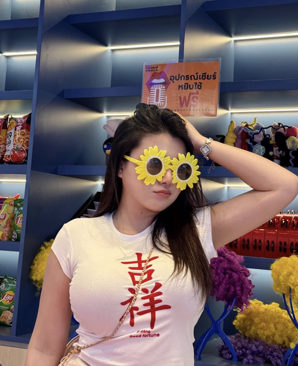 𝗙𝗮𝘆𝗲 𝗔𝗻𝗷𝗲𝗹𝗶𝗻𝗮 tweet media