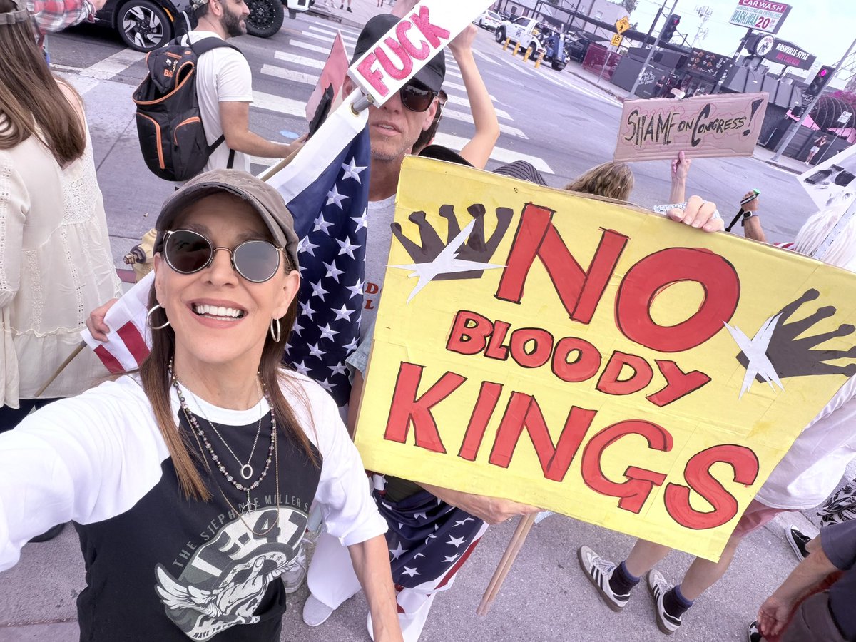 Stephanie Miller tweet media