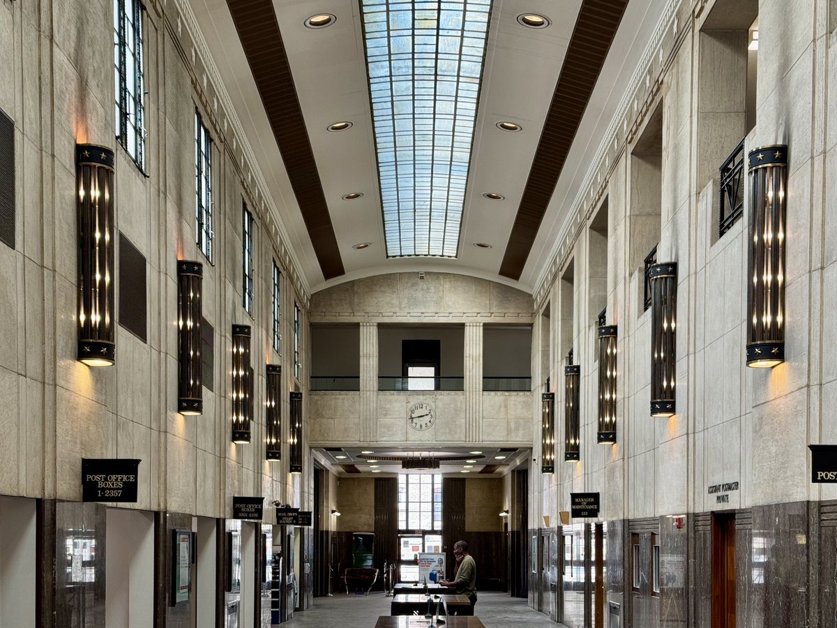 Mr. Illinois tweet media