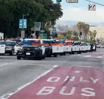 BNC_BREAKING's tweet image. BREAKING: 🚨 Massive LAPD presence outside Metropolitan Detention Center in Los Angeles California. #BREAKING #BREAKINGNEWS #RIOT #PROTEST #ICE