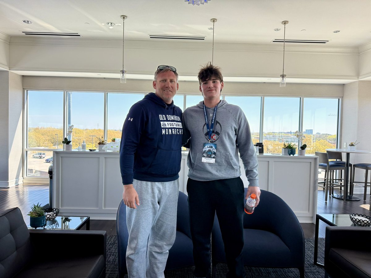 Alexander Cafer 6’4” 242 EDGE tweet media