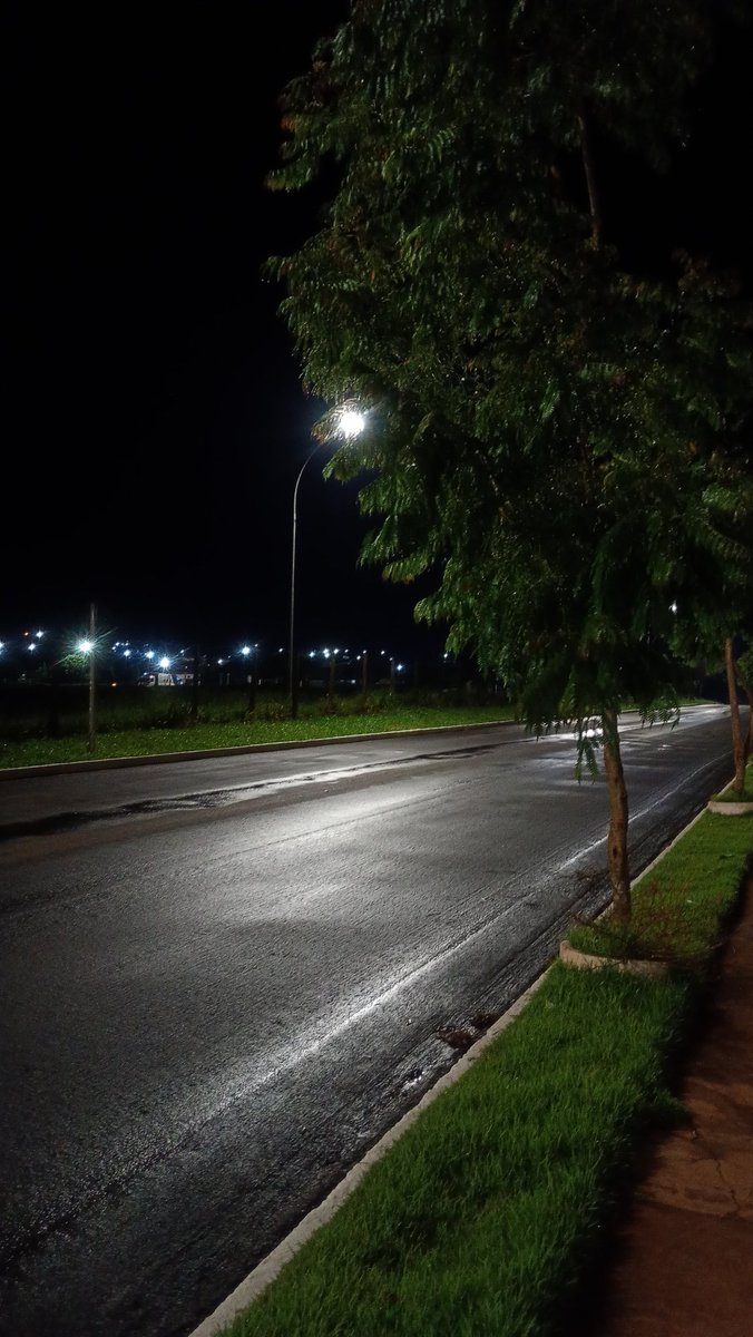 Publique uma foto que VOCÊ tirou. Apenas uma foto. Sem descrição