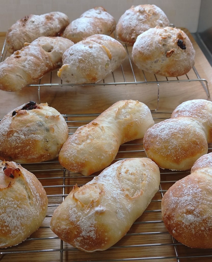 YAYOI BAKERY&アニーショップ tweet media