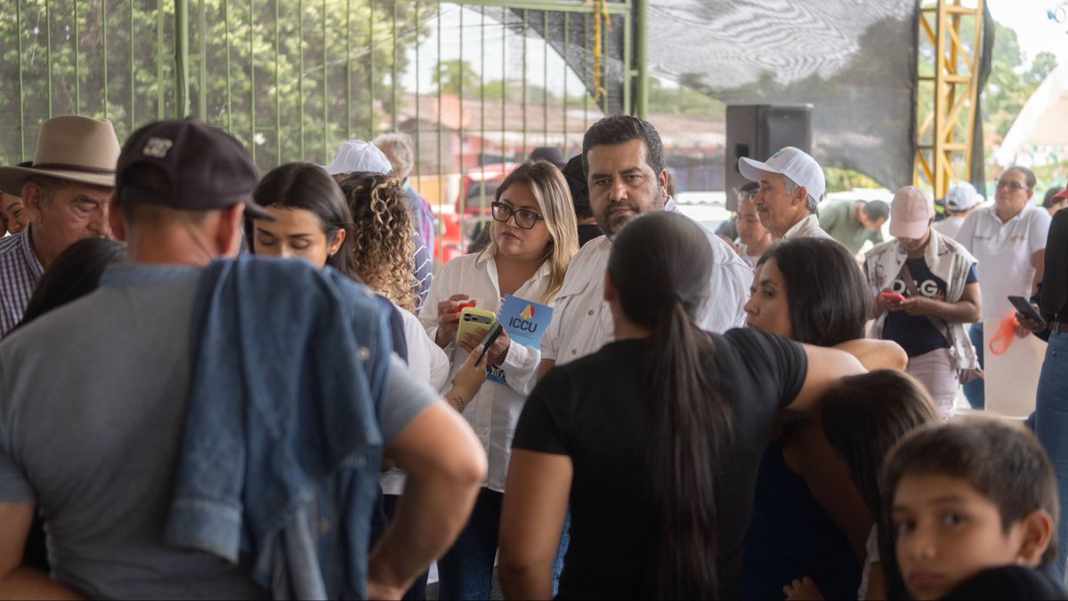 En #Paratebueno presentamos a la comunidad el contratista que va a reconstruir aproximadamente 170 viviendas afectadas por el sismo del 2025.
Las familias tendrán su hogar de vuelta antes de que termine este año y un espacio para reactivar sus negocios.