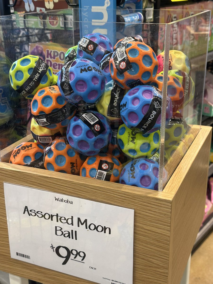 Eleeka Z (TitaniaEleeka) tweet media