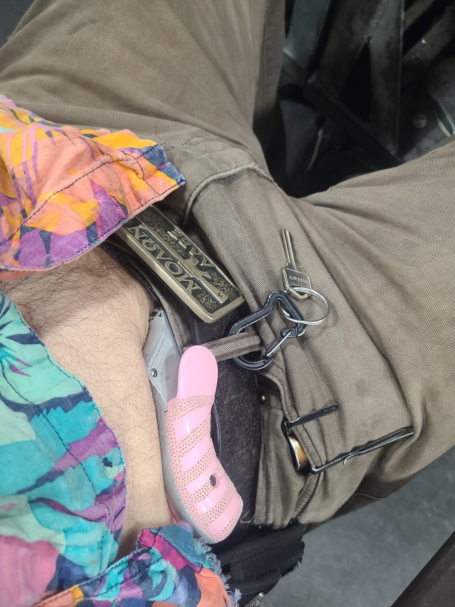 futabomber tweet media