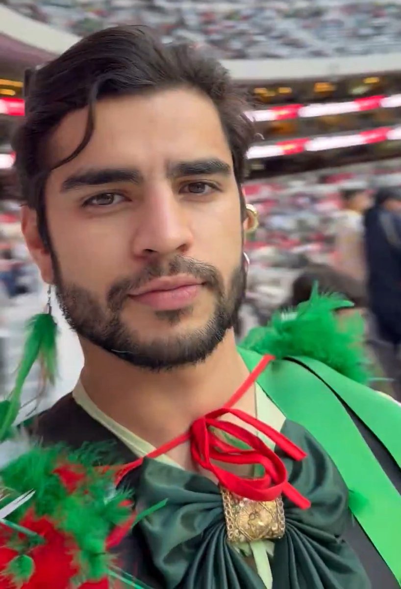 Cool PinkMoon tweet media