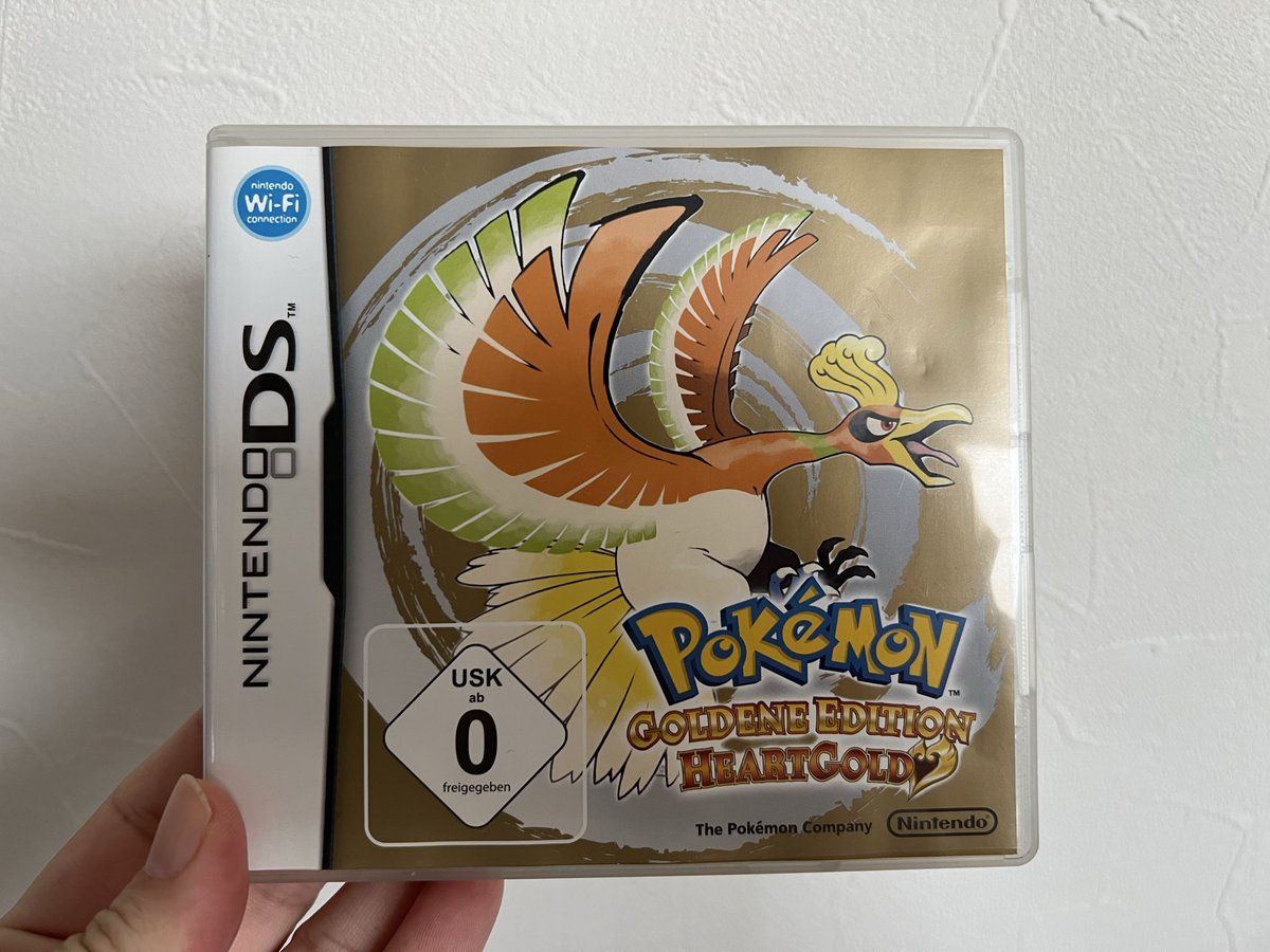ゲームメインじゃなくなったからドイツ語のハートゴールド手放そうと思うんだけど、身近な人で欲しい人いたりするかな。