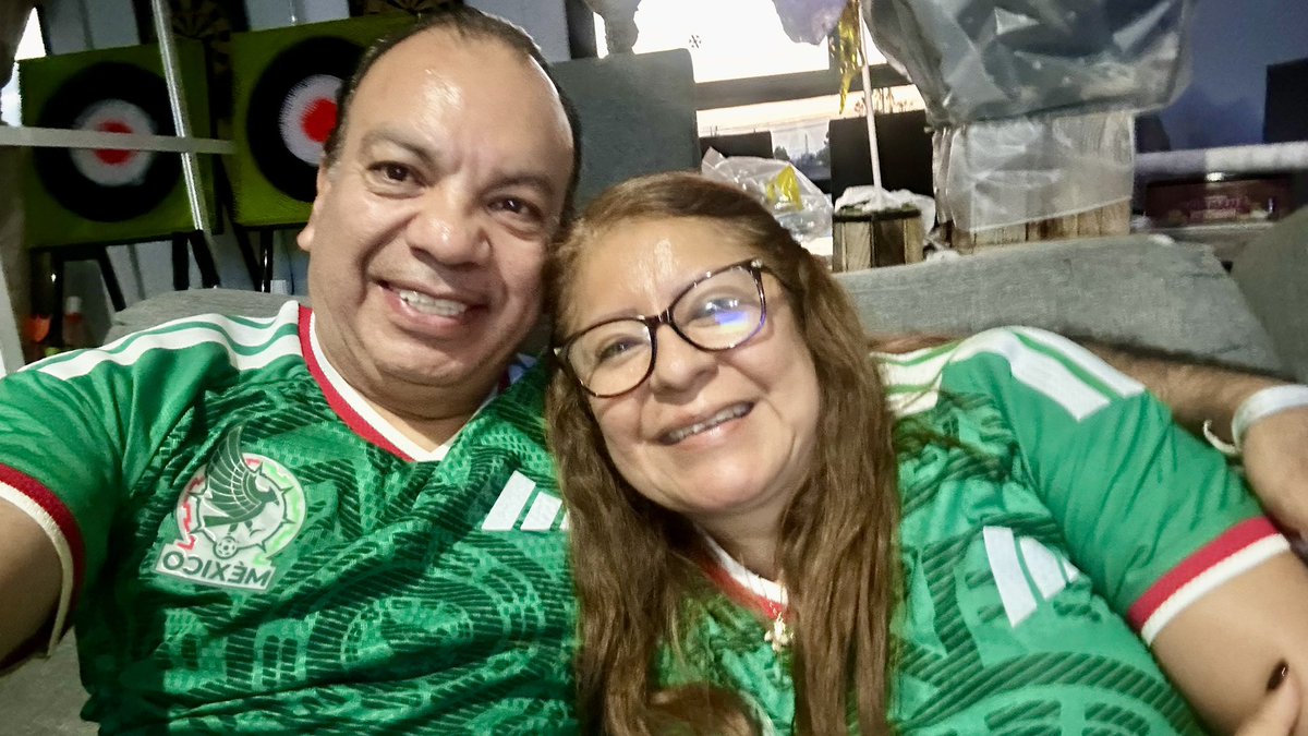 manuelperezglez's tweet photo. @TUDNMEX #ElMundialEsNuestro Hoy gana México!! https://t.co/EnvxegGw64