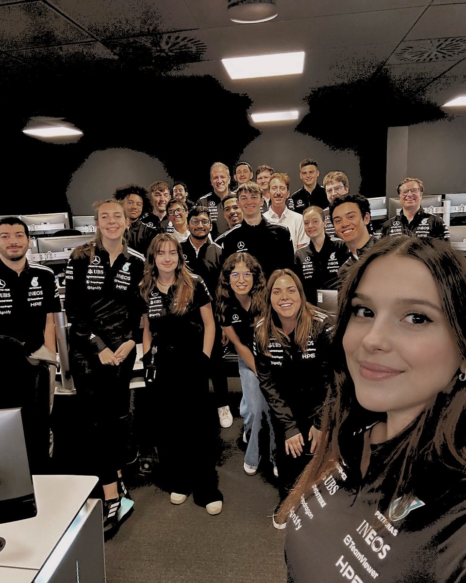 𝓪𝐥𝐞𝐱. tweet media