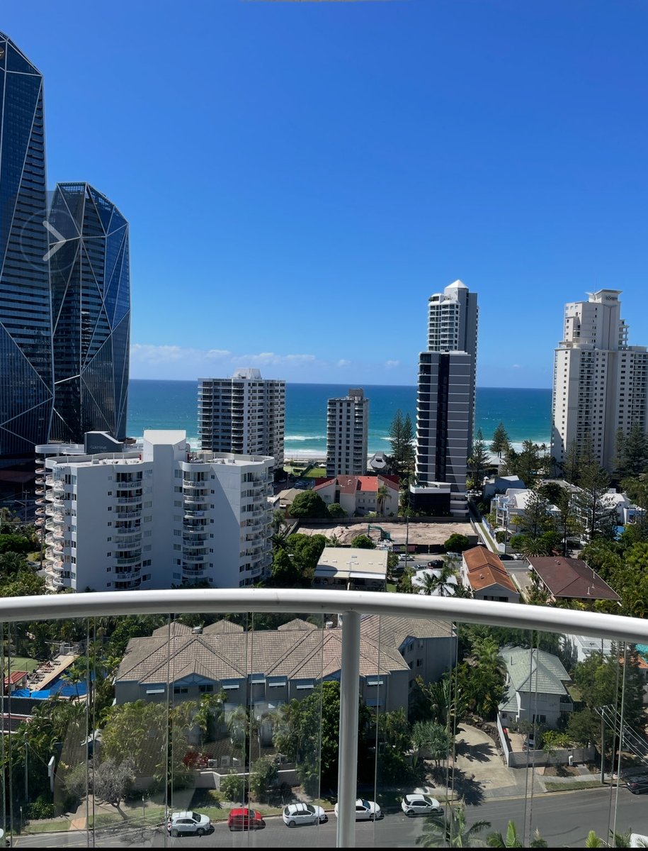 Miss Madeleine tweet media