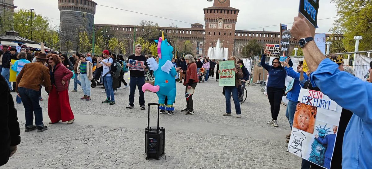 Democrats Abroad tweet media