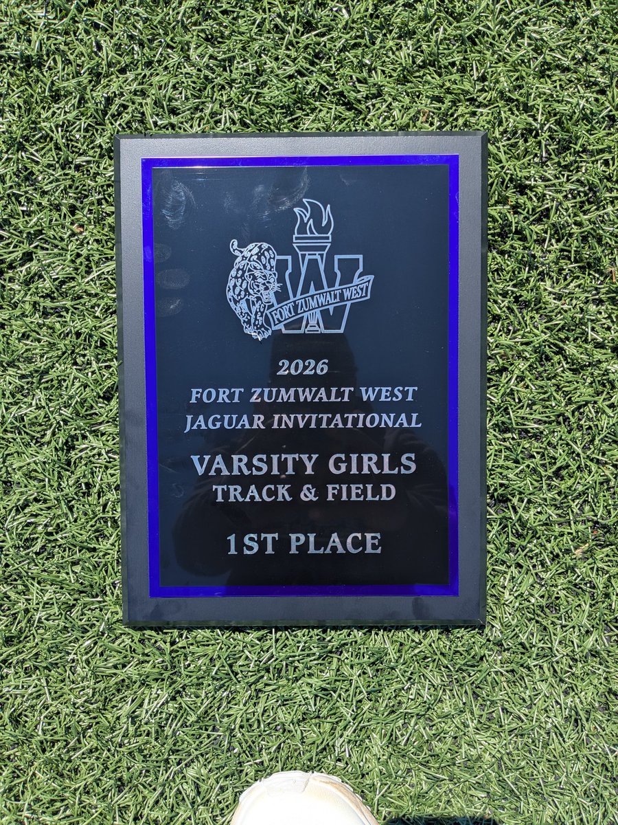 FHTRXC's tweet photo. Individual Awards:
1st place: 
Catherine Williams LJ, 100m
Amelia Ward 100mH, 300mh
Adelle Metz  HJ
4x1- Elia Cabo, Amelia, Taylor Coulter, and Catherine

2nd Place:
Adelle  Jav
4x400- Maddie Coulter, Taylor, Natalie Moran, Jayden Lynch https://t.co/q1z7DCatuE