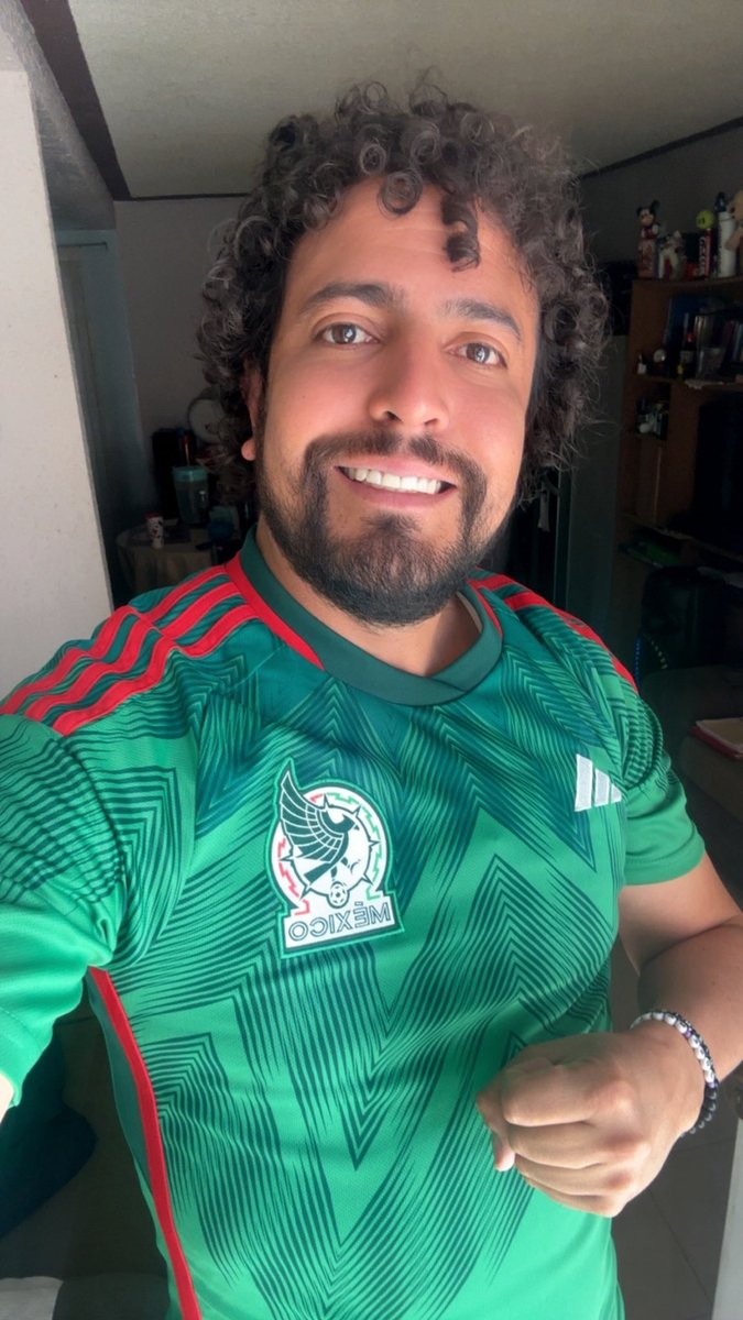 Saldaña™ 🦁 ツ tweet media
