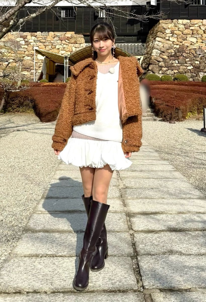 xuM3FTT4mKBDPwM's tweet image. 牧野真莉愛さんロングブーツ

#ブーツ #ロングブーツ #boots #美脚 #歌手 #モーニング娘。 #モーニング娘26 #ハロプロ #モデル #グラビア #牧野真莉愛