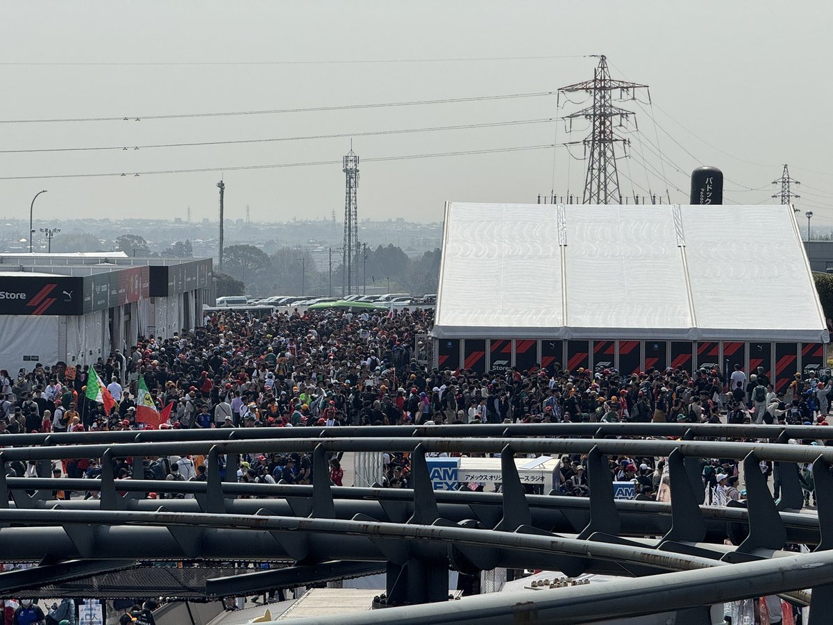 のりめん tweet media