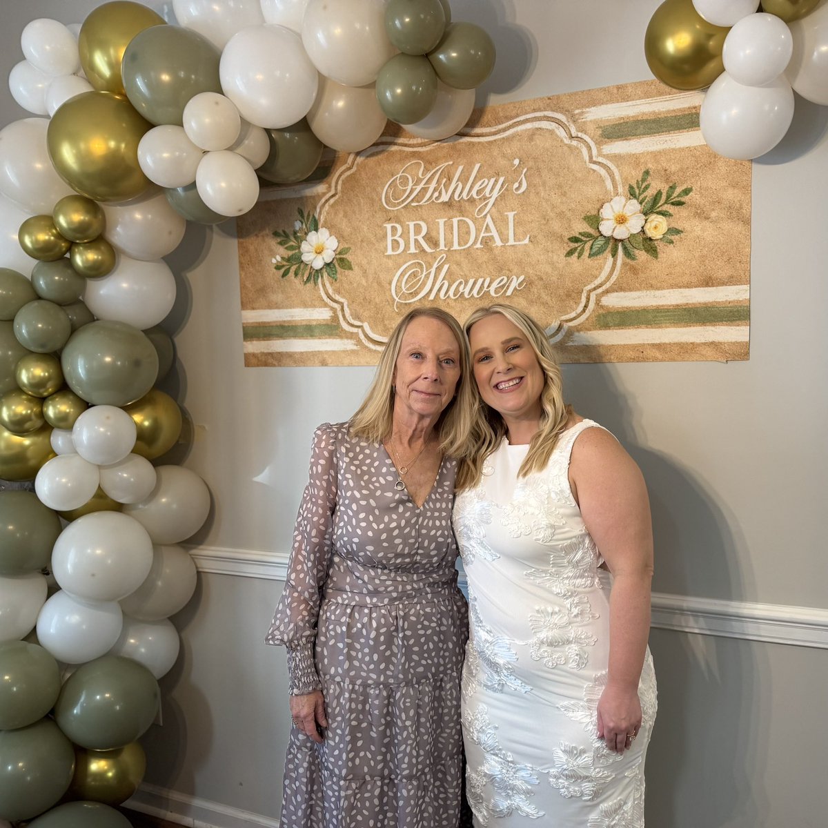 Me and my mini me.  Her wedding is getting closer and closer. 🥰❤️👰‍♀️🤵🏻