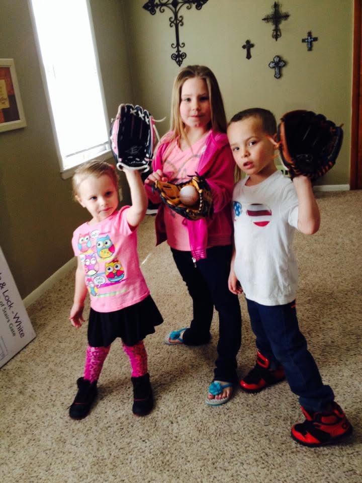 KoffeeKandi tweet media