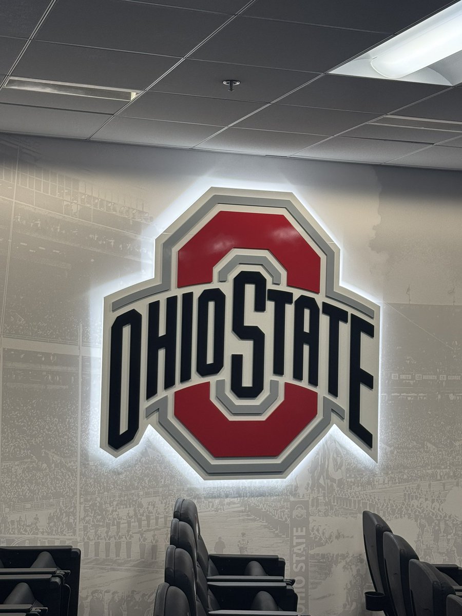 brockbaumann76's tweet photo. I had an amazing time at @OhioStateFB for a spring practice with @TylerBowen! Can’t wait to be back!

@Coach_Franke @coachweidger8 @mickdwalker @JaredLuginbill @Mark__Porter @TylerBowen https://t.co/KcCPS5Nx3M