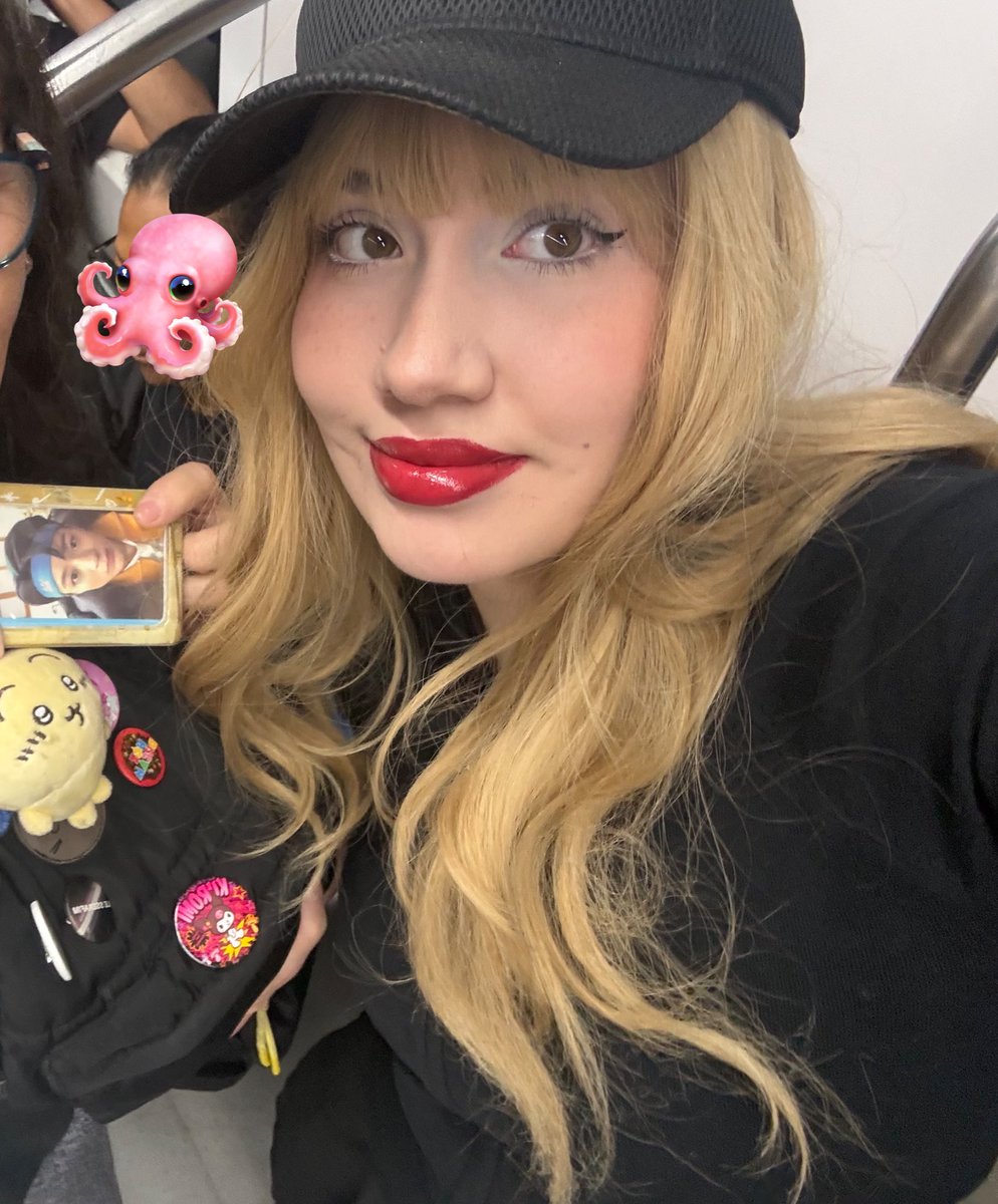 兎 🐰 tweet media