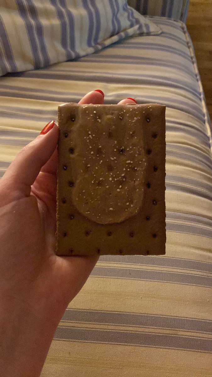 helenoftroy02's tweet photo. Saddened @PopTartsUS https://t.co/RjT7lDMDdz