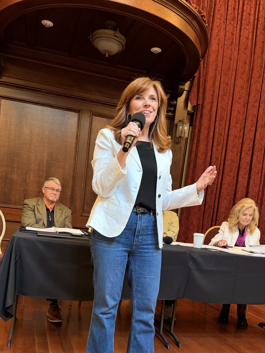 Christine Drazan tweet media