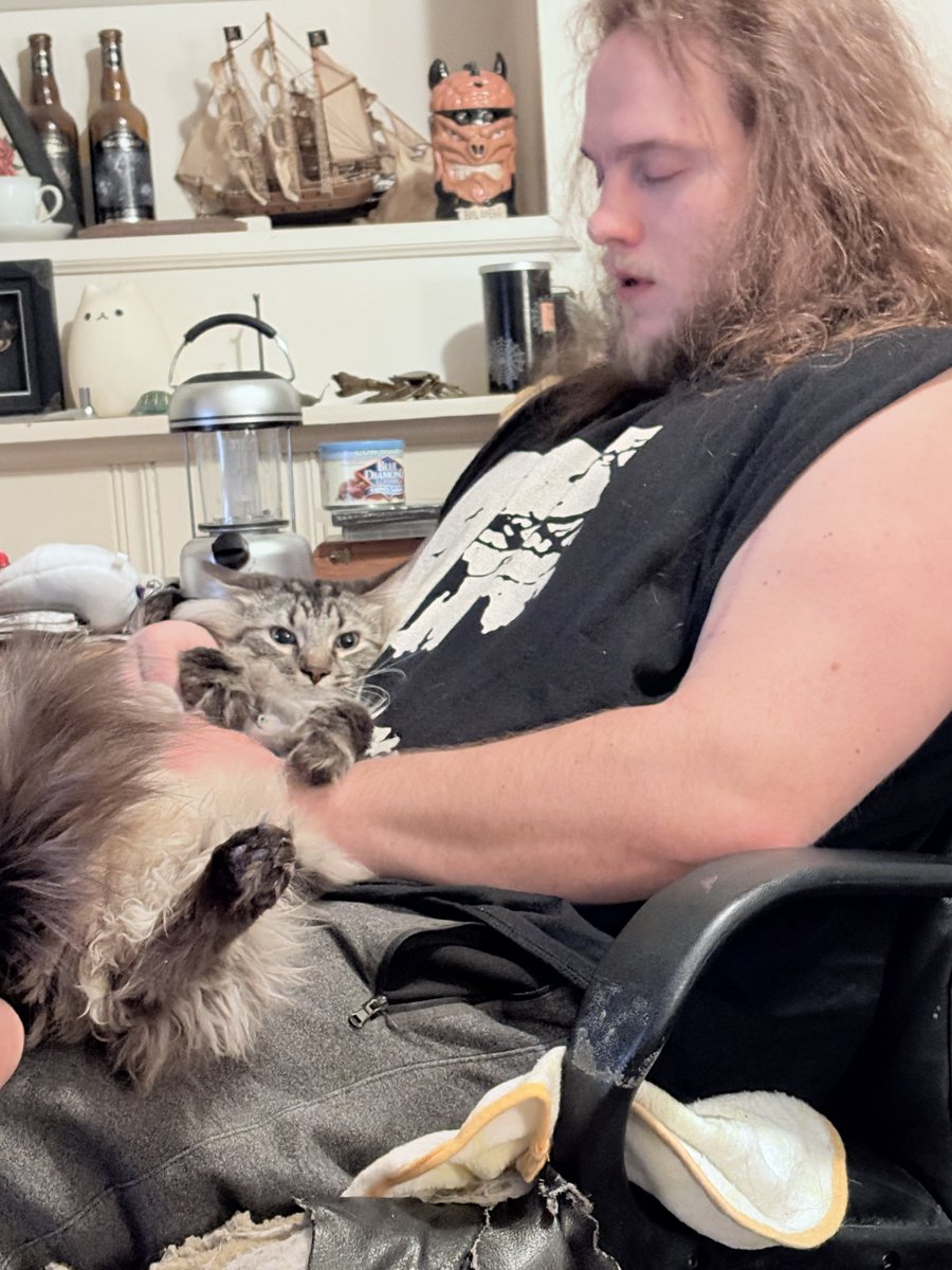 marshmallow🧁 tweet media