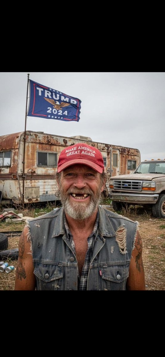 COMMUNIST D🐶G tweet media