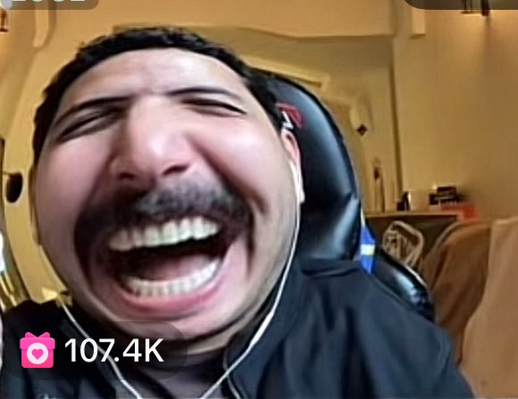 لاڤندر🪻 tweet media