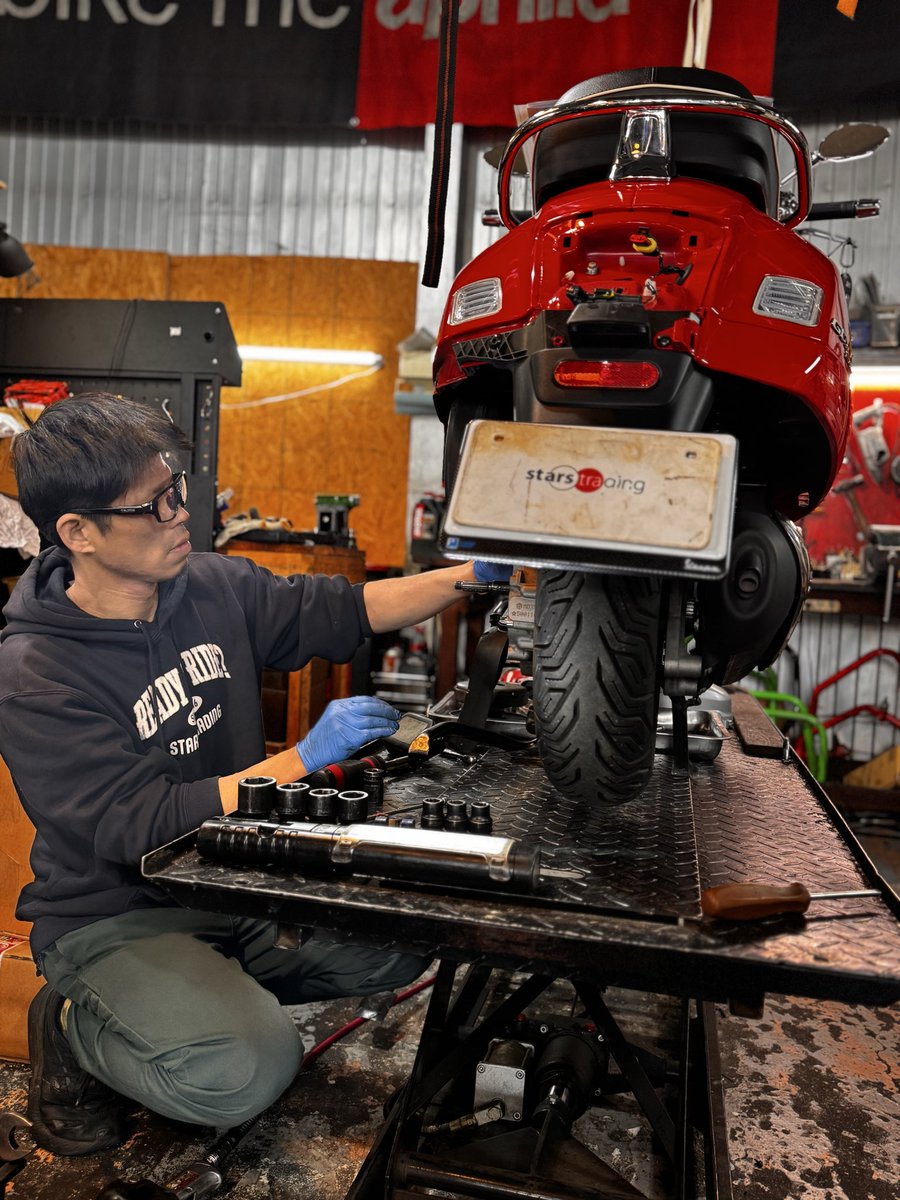 STARSTRADING tweet media