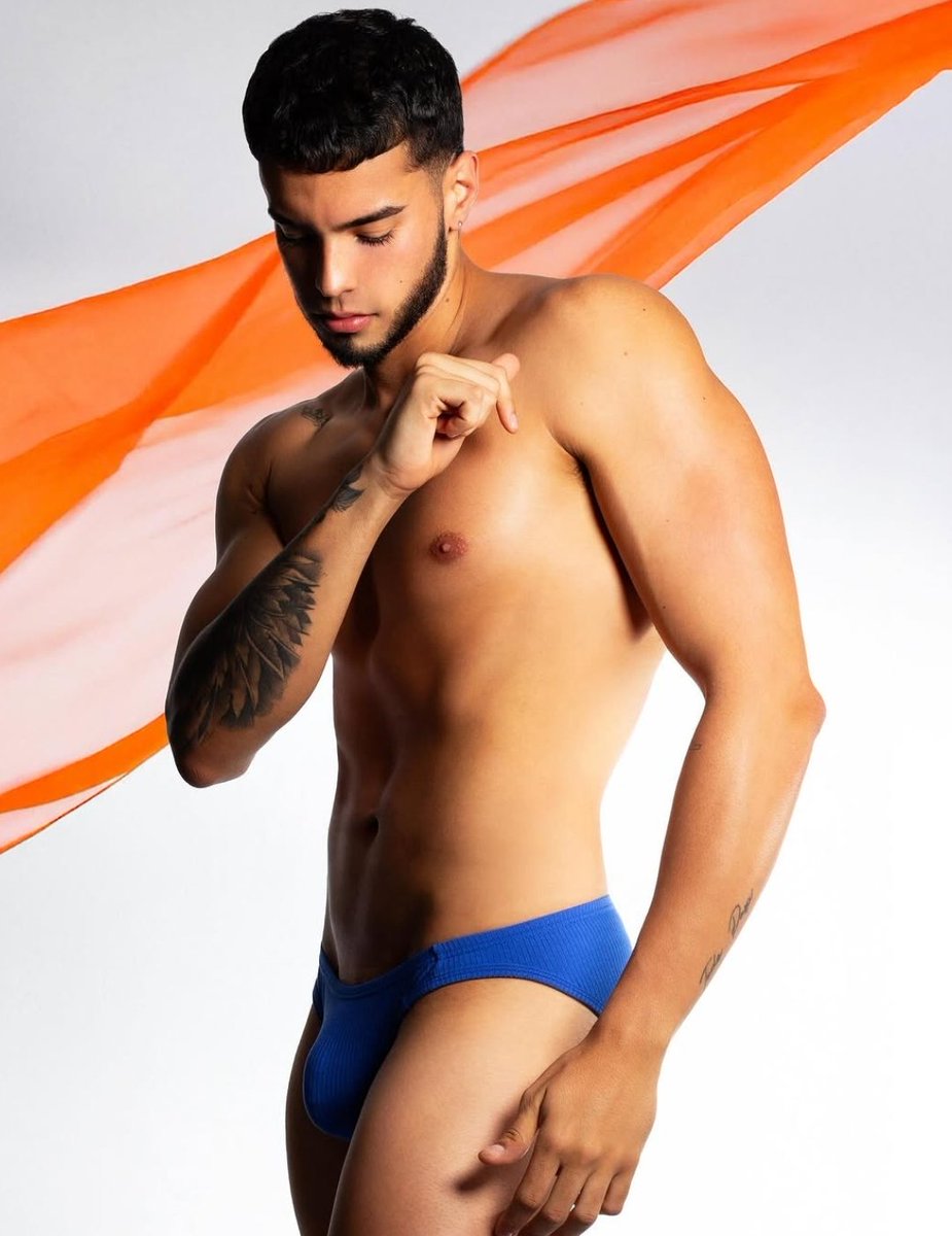 OSWALSANTANA's tweet image. Jeremy López 
#MrInternational #PuertoRico