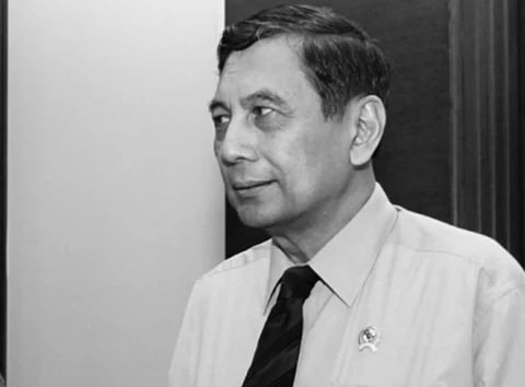 Evan A. Laksmana tweet media