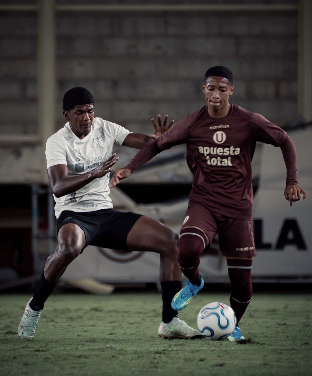 Patrick Ortiz sigue sumando experiencias con <a href="/LDU_Oficial/">LDU Oficial</a> . El canterano de Liga tuvo minutos en el amistoso internacional vs Universitario en Perú.